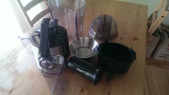 juice extractor 30$ 2
