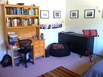 Bedroom in spacious 3bd / 3ba apartment in downtown Palo Alto 2