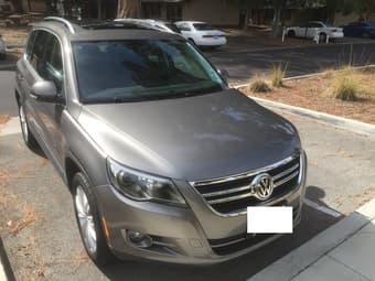 2010 VW Tiguan SEL - Clean Title, Low Mileage - $16800 1