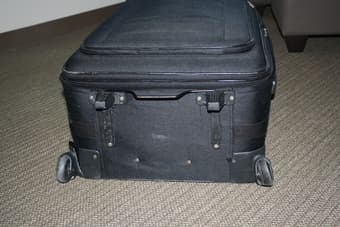 28" Suitcase, $10 OBO 3