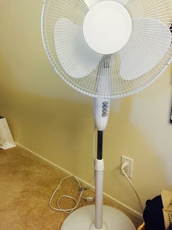 *3-SPEED OSCILLATING STAND FAN*, WHITE, --$15 (Originally $45) 1