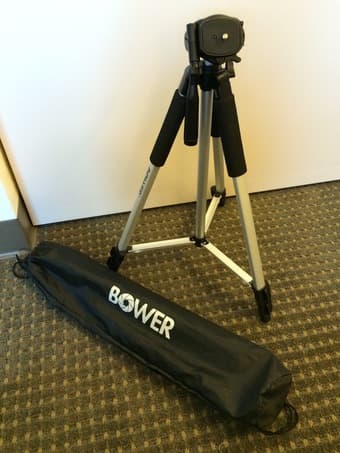 Camera Tripod LIKE NEW 1
