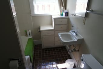 1B1B + 1 living room studio next to Stanford available after 07/27 3