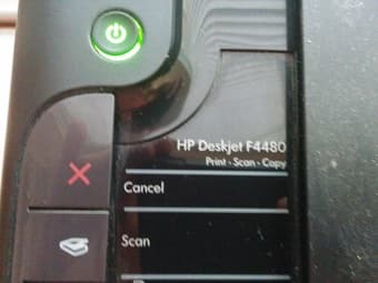 Printer + scanner in perfect condition. $25 2
