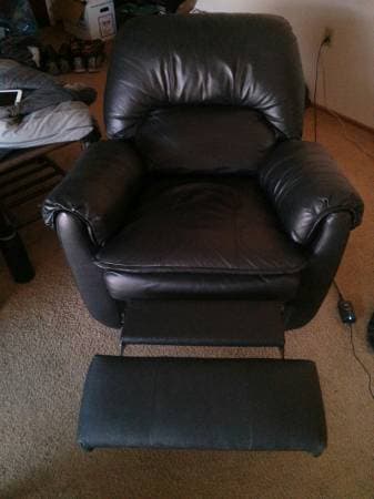Lazy Boy $100 1