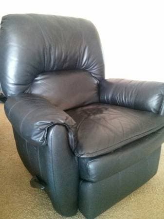 Lazy Boy $100 2