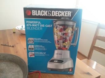 Mattress, speakers, blender, heater, lamp, pans 2