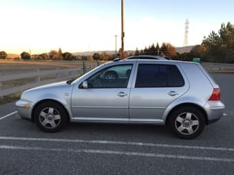 2002 Volkswagen Golf $3700 2