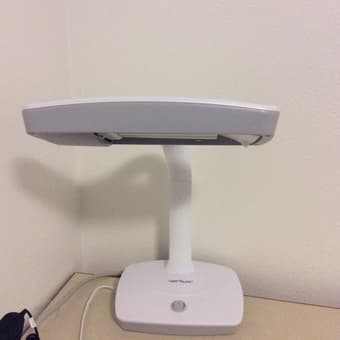 Moving sale - table light - only $5 1