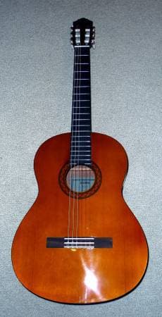Yamaha C40 PKG Nylon String Classical Guitar $140 2