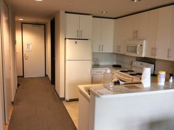 Munger Premium Studio Sublet Aug 5 -Aug 24 3