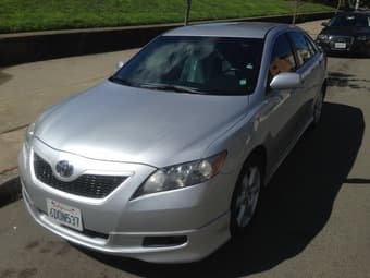 2009 SE Toyota Camry 1