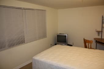 Furnished room for rent in Menlo Park, Short term only $700 a month 3