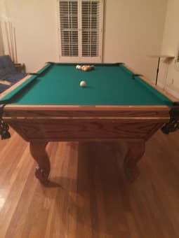 Beautiful Green Felt Pool Table $750 3