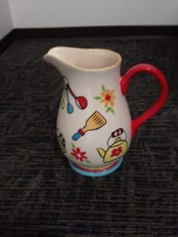 Beautiful Pitcher ($5 OBO) 1