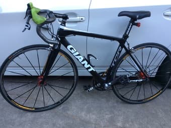 GIANT Road bike for sale $1680 1