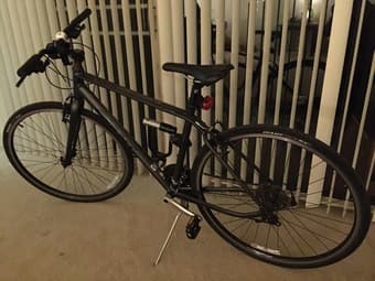 Almost new Giant only sell for $300，free U lock，F&R lights，worthy! 1