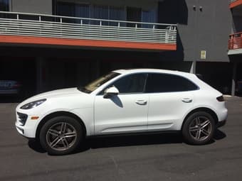 2015 Porsche Macan SUV 13000miles - $55000 1