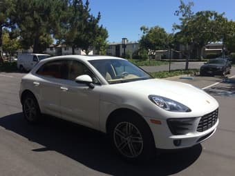 2015 Porsche Macan SUV 13000miles - $55000 2