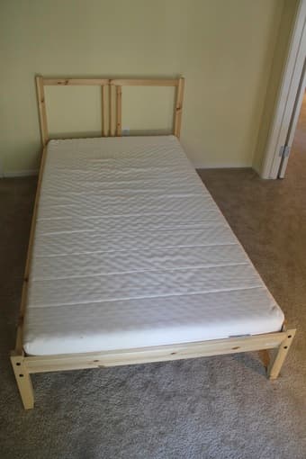 Furniture and appliances to sell (like new) 3