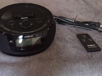 Clock Radio - $10 2