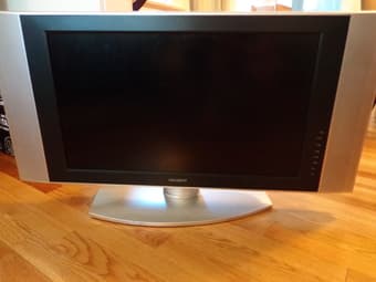 Flat screen TV - $40 - Must sell ASAP! 1