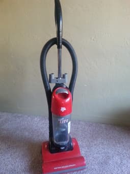 Dirt devil easy lite vacuum $25 1