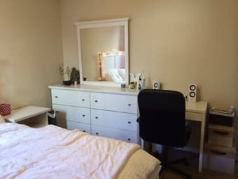 1 BR available in 7BR/3BA Menlo Park house, $722/mo. 2