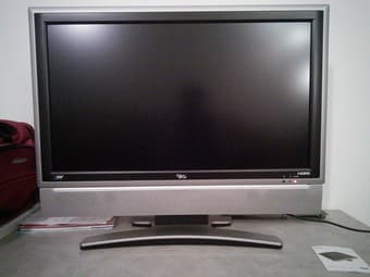 32-inch ILO 720p LCD HDTV - $75 1