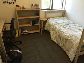 $33/day, 8/17- 9/4, sublet 1BR in Stanford Lyman Residence 2BR 1