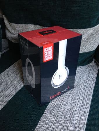 Beats Solo 2 - White - New Sealed - $140 1