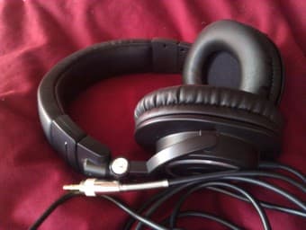 Audio Technica ATH-M50s studio monitor headphones - $90 3