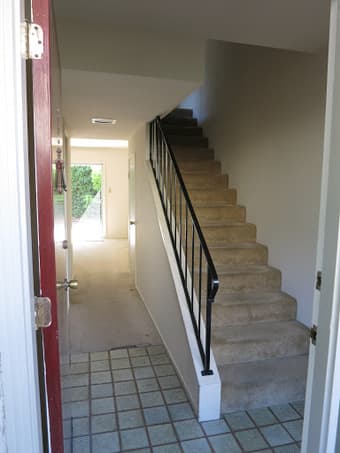 Walk or bike to Stanford campus & Downtown Menlo Park! ($1550 / mo) 2