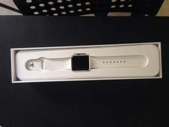 Apple Watch $300 obo (orig price $350) 1