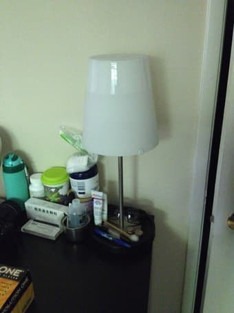 Moving sale: mattress+box spring+metal base, floor/table lamp... 3