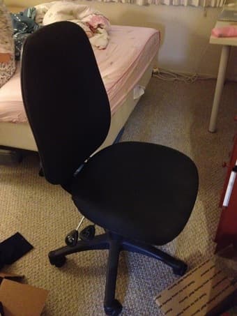 [Moving sale]Trash can, table lamp, office chair, storage unit 2