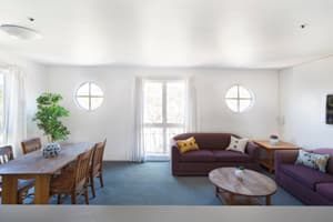 LARGE, FURNISHED 1BD ON CAMPUS AVAILABLE 22 AUG - SEP 10, $1041/MONTH 3
