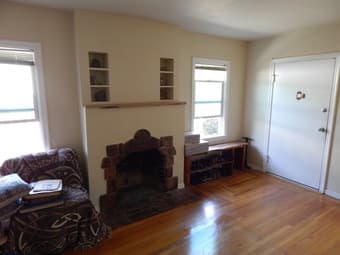 Bedroom in a 3/2 house in Palo Alto, $1400 (Sept. 1st) 3