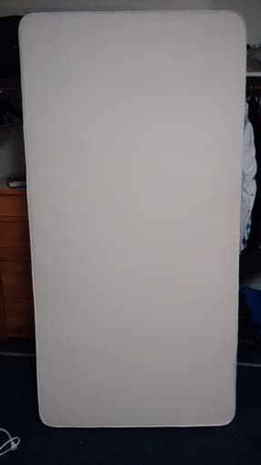 Moving Sale:Bed,mattress,blender,electric pressing iron,etc. 2