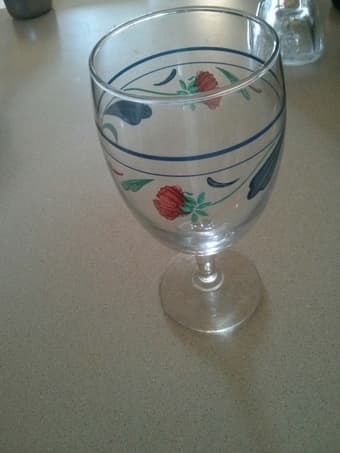 Beautiful Wine glasses $12 1