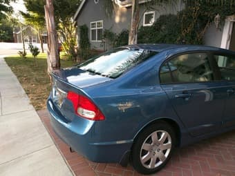 Selling my 2010 honda civic with standard Civic LX package 3