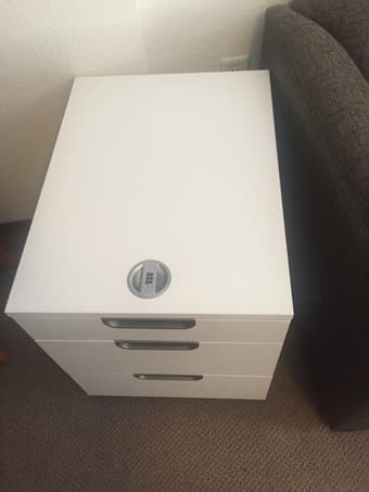 Drawer with a built-in lock 2