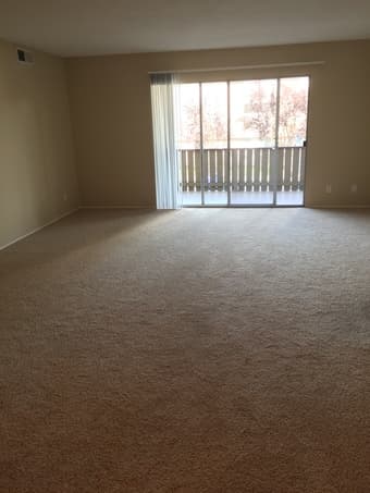 Great room in 2BD2BATH apmt on Alma St, Palo Alto 2