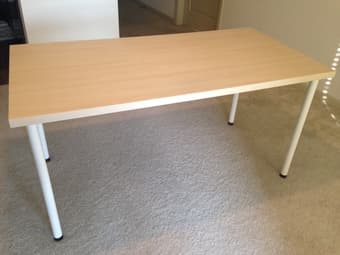 Dining table in excellent condition - only $30 1