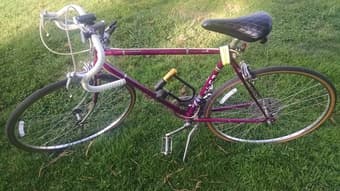 Vintage 1975 Fuji Special Tourer, solid and in great condition 1
