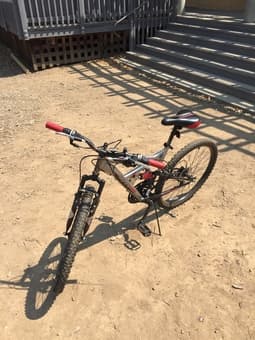 Huffy Mountain Bike + KickStand + Ulock all for $160! 1