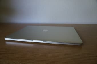 Selling Macbook Pro Retina (15 inch) $1150 2