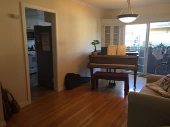 Large master bdr w/ private bath - $1,800 Menlo Park 3