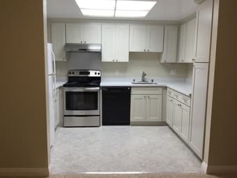 [Female]Huge private bed+ bath in gorgeous condo in Mountain View 2