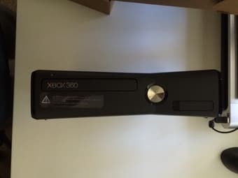 XBOX 360 4GB $80 3